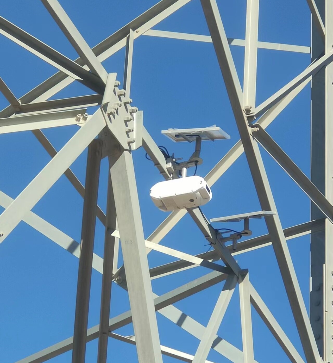 高壓輸電線路在線遠(yuǎn)程圖像系統(tǒng)